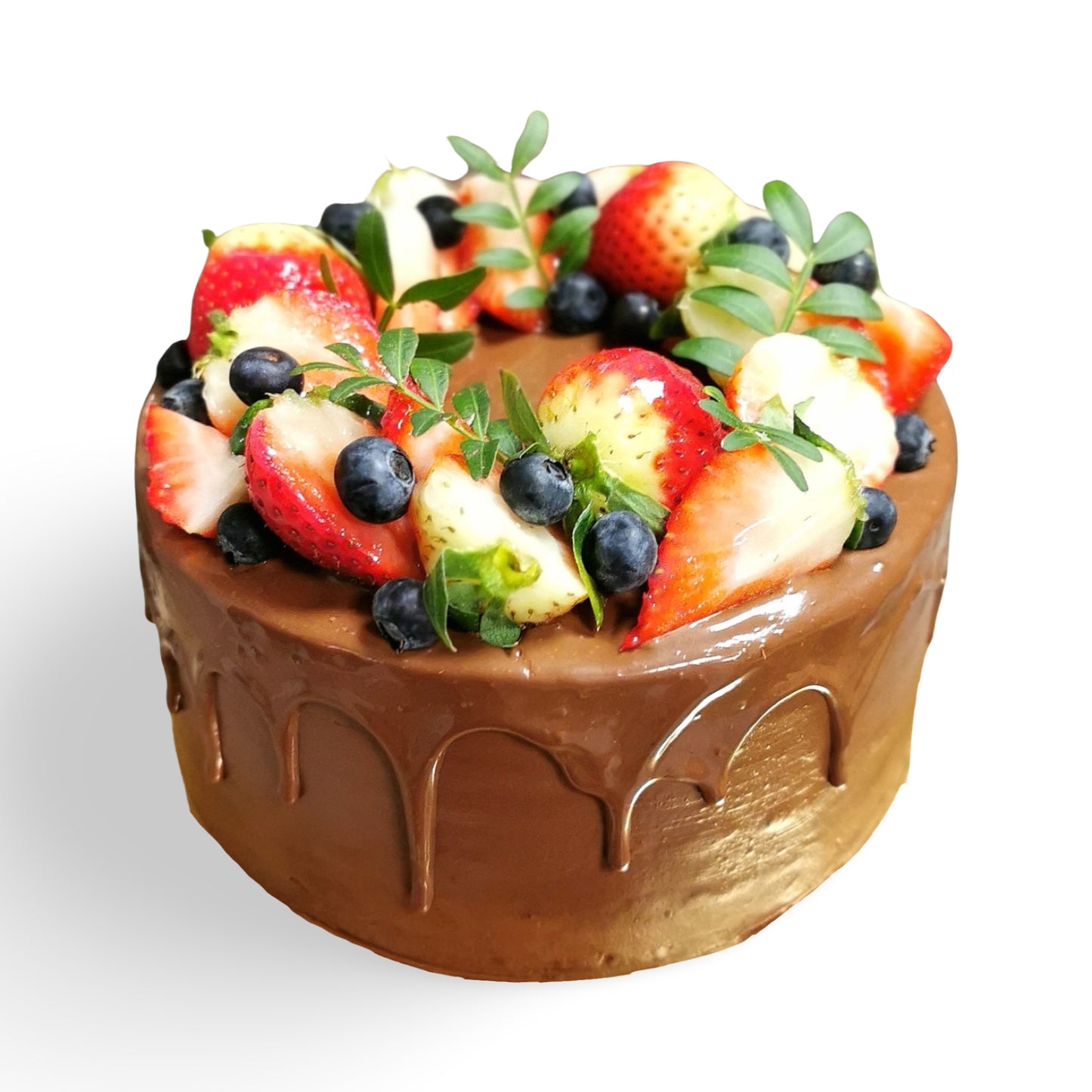 šokolādīga dizaina kūka ar ogām dekorā